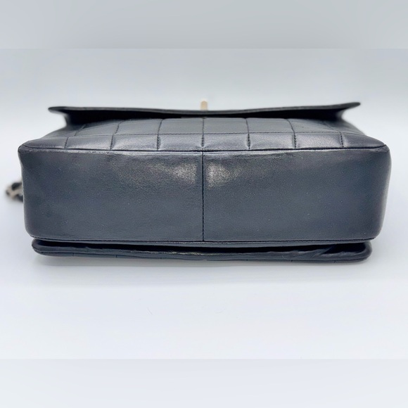 Chanel Lambskin Reissue Chocolate Bar Flap Black - Picture 9 of 14